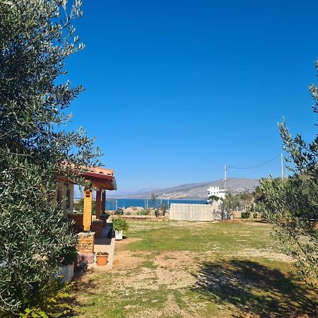 Martini Vacation Home Sarande Bagian luar foto