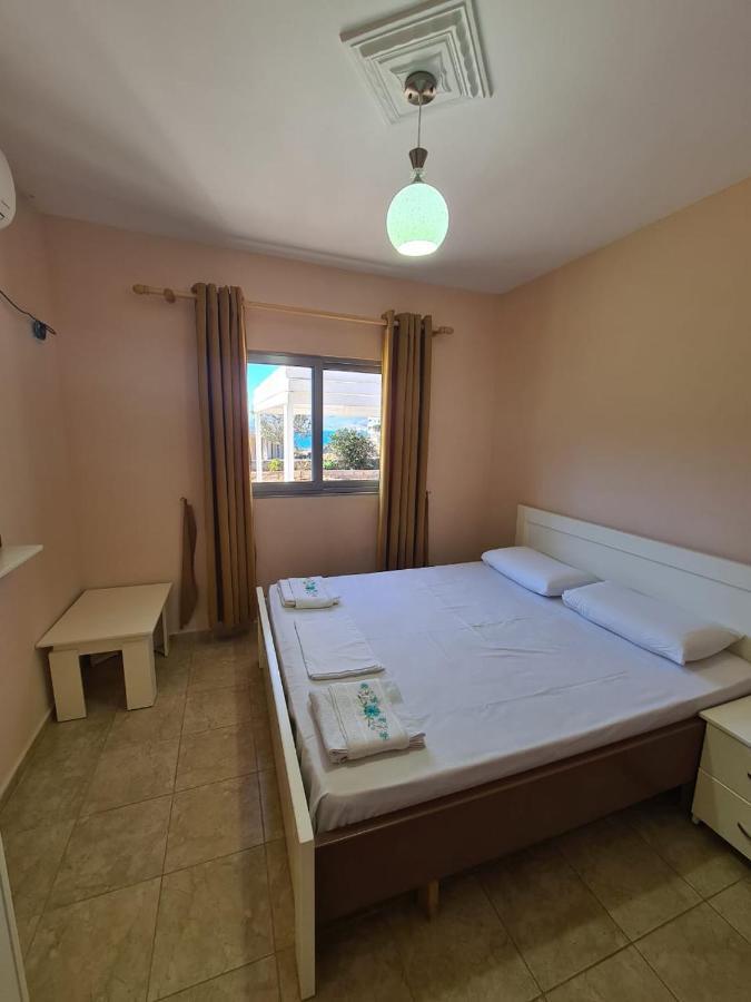 Martini Vacation Home Sarande Bagian luar foto