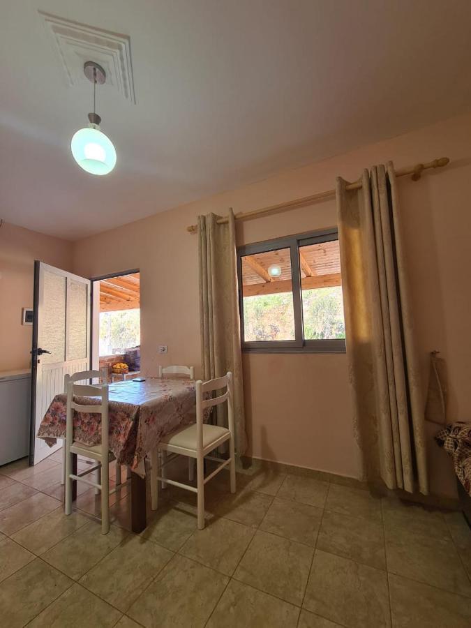 Martini Vacation Home Sarande Bagian luar foto